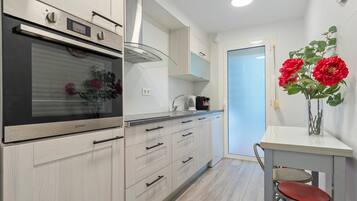 Frigorífic, microones, forn i rentaplats