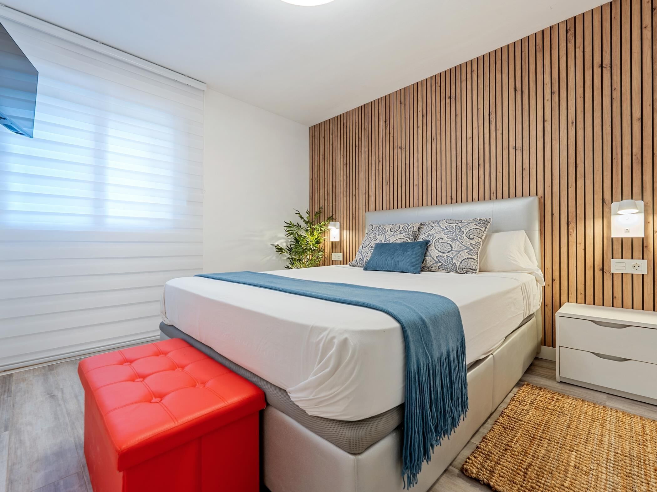 2 habitaciones, tabla de planchar con plancha y internet gratis 