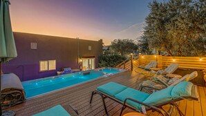A rooftop pool area with lounge chairs and a hot tub. - House Rising ☀️ Villa w/ mini-golf, pool and spa (Desert Hot Springs)