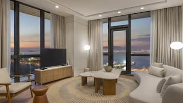 Premium bedding, down duvets, minibar, in-room safe