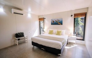 Individually decorated, individually furnished, iron/ironing board - Discovery Resorts- Lake Argyle (Lake Argyle)