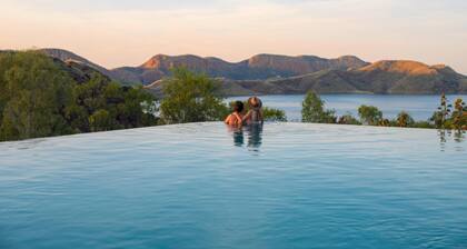 Discovery Resorts- Lake Argyle