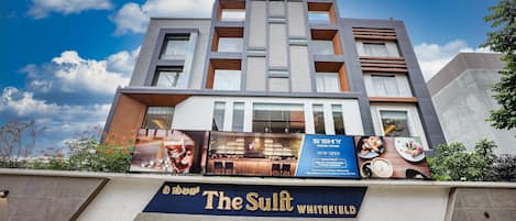 Fachada da propriedade