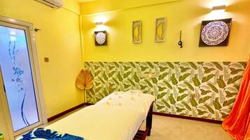 Aromaterapia, massagens musculares profundas, massagens suecas