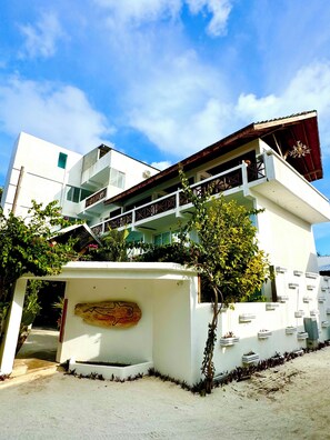 Fachada del alojamiento