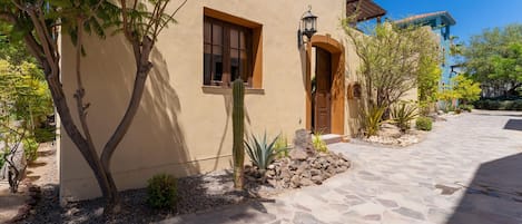 House, 3 Bedrooms | Exterior