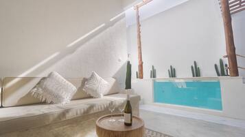 Villa | Living area | TV