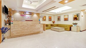 Quầy tiếp tân