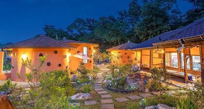Taean Todamgil Pension