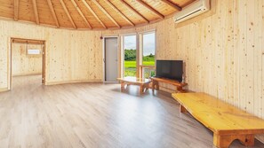 Basic Room, 3 Bedrooms (Reservation for the entire pension) - Taean Todamgil Pension (Taean)