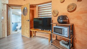 Camera Basic, 3 camere da letto (Reservation for the entire pension) | 1 camera, Wi-Fi gratuito