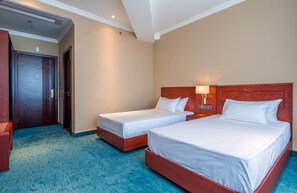 Standard Twin Room | In-room safe, laptop workspace, free cribs/infant beds, free WiFi - Litz Resort (Batumi)