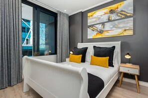 1 soverom, safe på rommet, strykejern/-brett og wi-fi