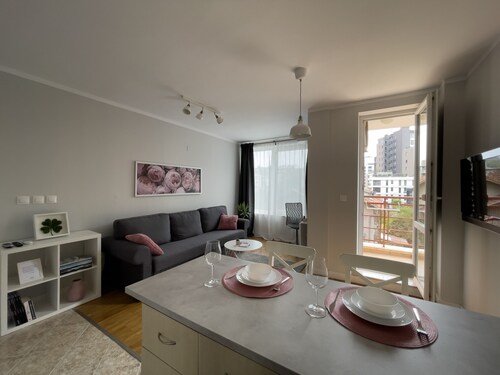 Lovely 1BR/1BA Condo +HotTub/Premium Sleep *NEW*