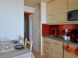 Frigorifero, lavastoviglie, macchina per tè/caffè, tostapane