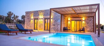 Marelia Villa 2 - Unique quiet villa with stunning view of Psiloritis Mountain