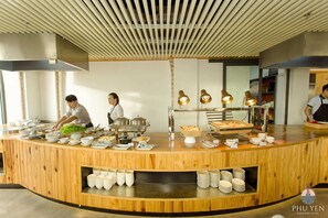 Gratis morgenmadsbuffet hver dag