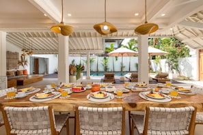 Family Villa | In-room dining