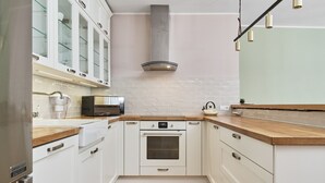 Private kitchen - Apartment Uniwersytecka Heart of Wroclaw (Wroclaw)