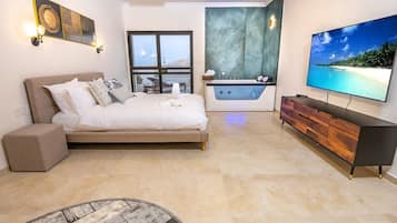 Exclusive Studio Suite, Balcony, Mountain View | Free minibar, free WiFi