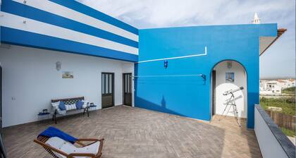 Apartment 'Cabo de Sagres -2 bedroom apartment' with Sea View, Terrace & Wi-Fi