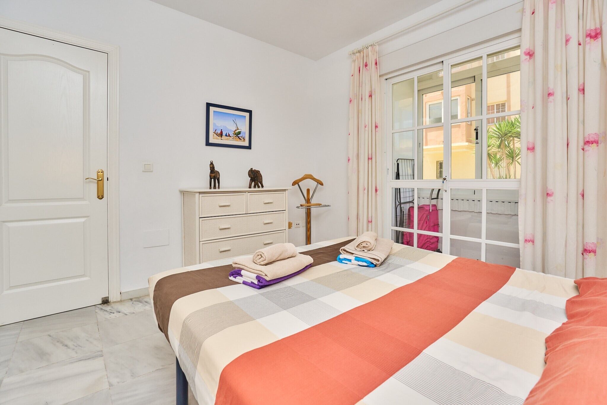 2 chambres, Wi-Fi gratuit, draps fournis