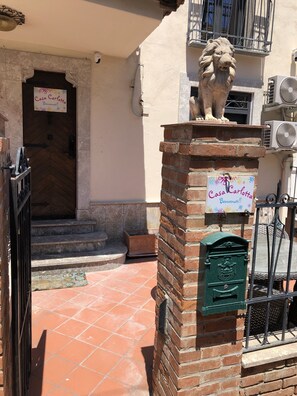 Dettaglio esterni