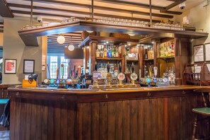 Bar (in der Unterkunft)