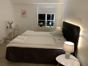 Standard Double Room | Premium bedding, desk, blackout curtains, free WiFi - Annexet Kilafors (Kilafors)