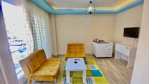 Hypo-allergenic bedding, free WiFi, bed sheets - TO WİSTOM HOME OTEL (Izmir)
