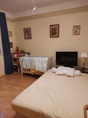 3 chambres, bureau, fer et planche Ă repasser, Wi-Fi