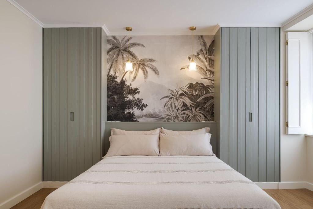 Modern Studio in Downtown Lisbon | Safe på rommet, blendingsgardiner og strykejern/-brett