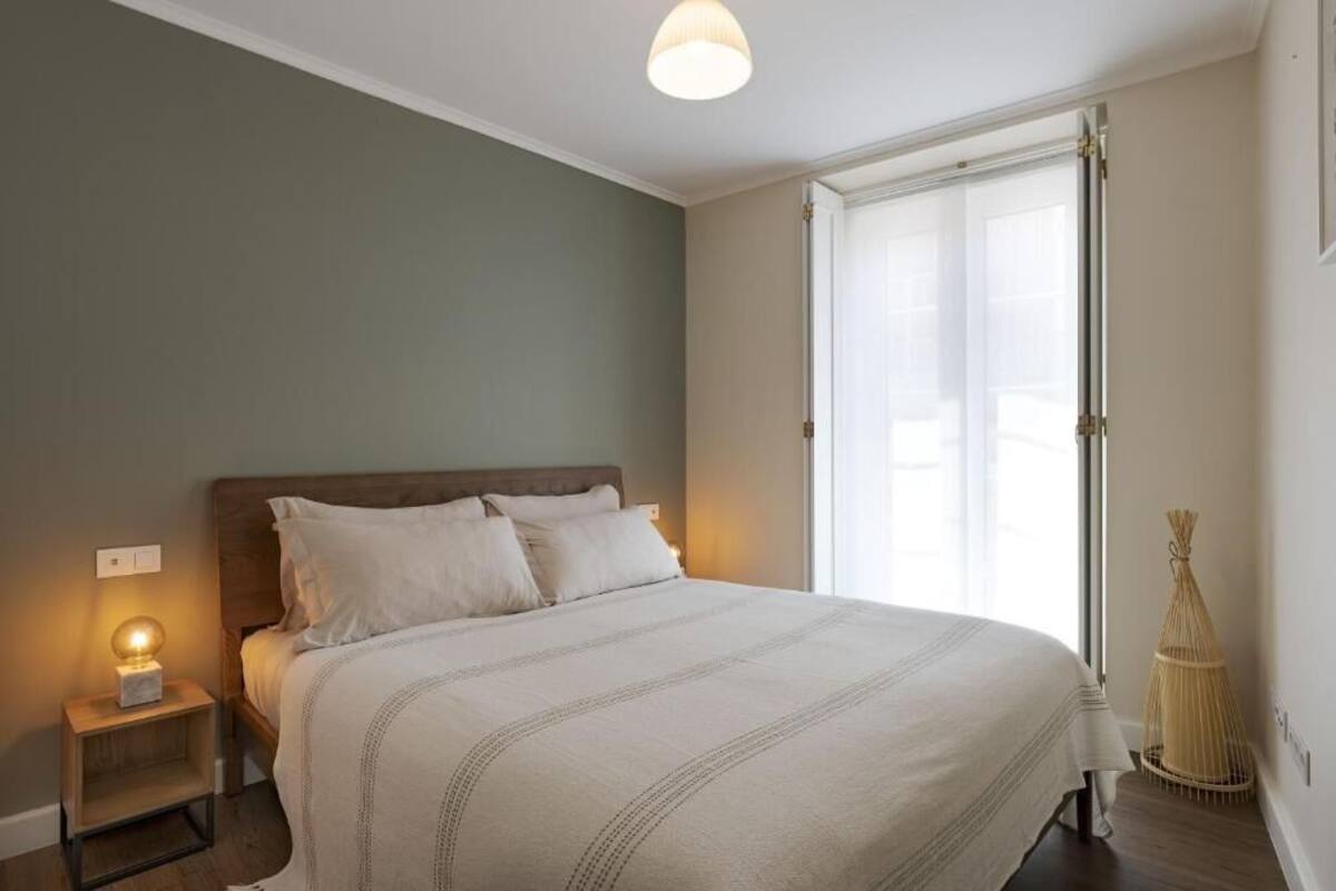 Refurbished Apartment in Traditional Neighborhood | In-room safe, blackout drapes, iron/ironing board