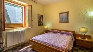 3 chambres, draps fournis