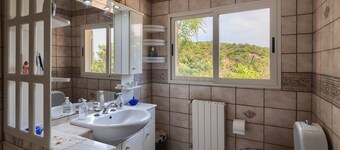 Holiday Home 'Casa Teresa' with Mountain View, Private Terrace & A/C