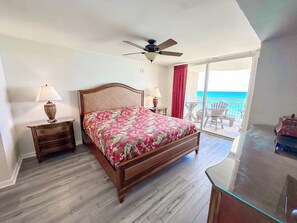 2 chambres, fer et planche à repasser, accès Internet, draps fournis