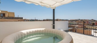 Appartamento Casa Elena con terrazza, vasca idromassaggio e Wi-Fi