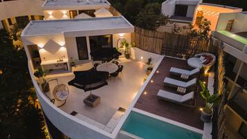 Luxury Penthouse | Terrace/patio
