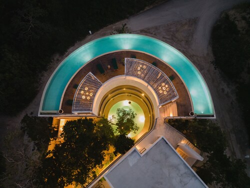 Tanik Tulum By Lockey