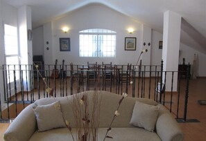 TV, fireplace, table tennis