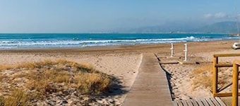 Holiday Home 'Villa in Cullera Valencia' with Mountain View, Pool & Wi-Fi