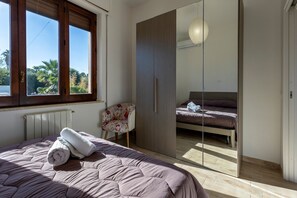 5 makuuhuonetta, silitysrauta/-lauta, ilmainen Wi-Fi, vuodevaatteet