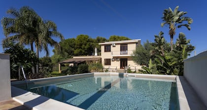 Villa Stella con vistas al mar, jardín y Wi-Fi