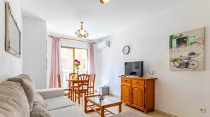 TV - Inftour Medici Apartamento (Calp)