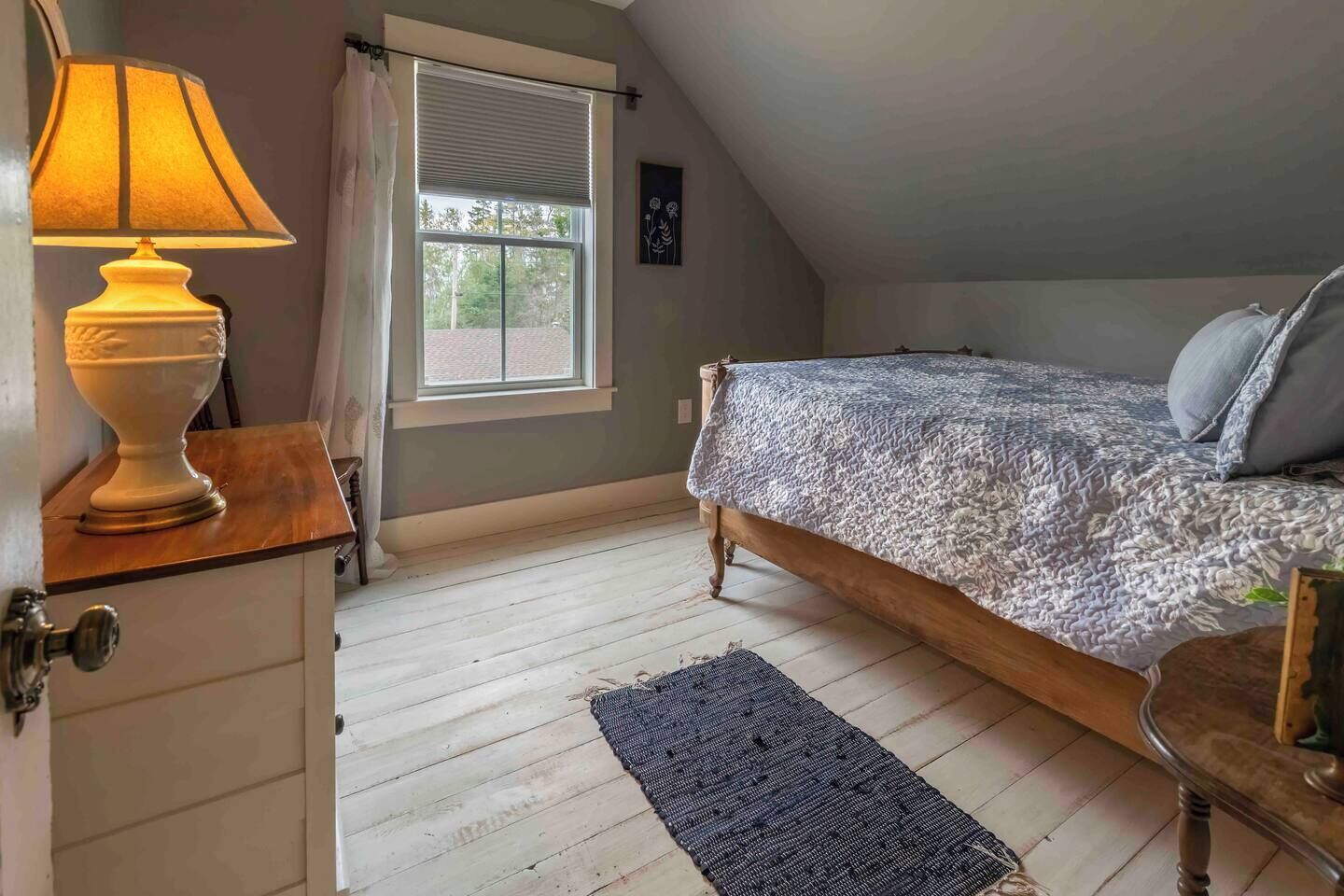 5 chambres, fer et planche à repasser, lit parapluie, Wi-Fi gratuit