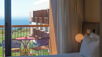 Superior Double Room, Sea View | In-room safe, desk, soundproofing, travel cot