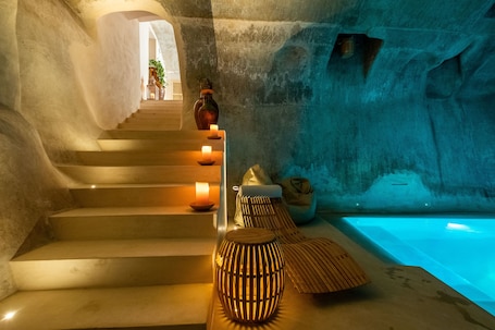 Couples treatment rooms, sauna, hot tub, steam room, Turkish bath