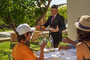 Petit déjeuner anglais compris tous les jours