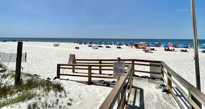 Gulf Front - Freshly Updated - Regency Isle 304 - Signature Properties
