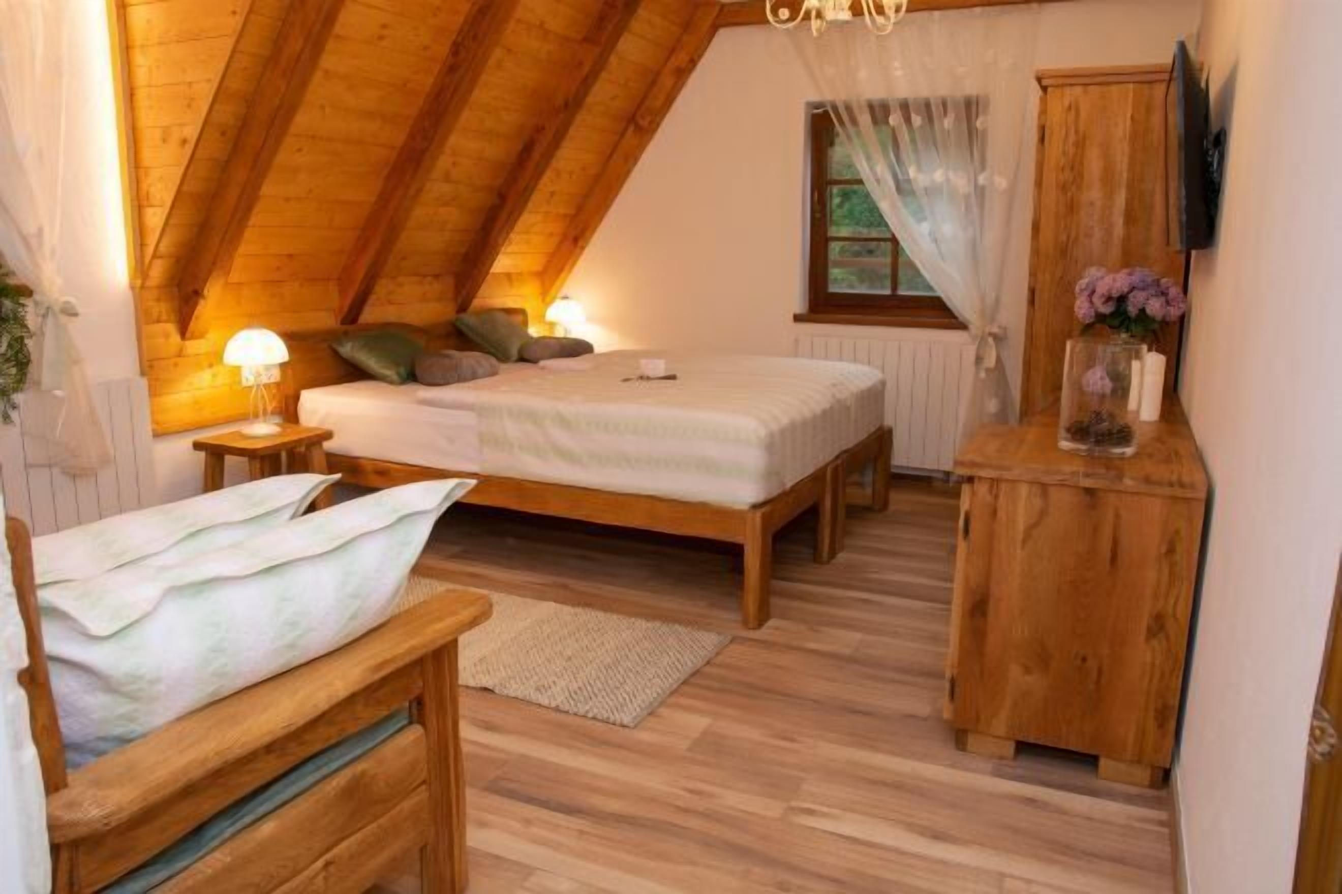 Literie de qualité supérieure, coffres-forts dans les chambres